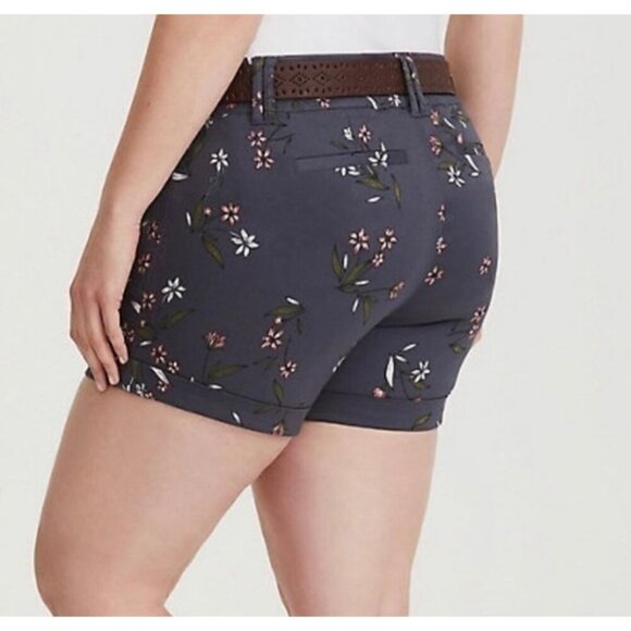 Torrid‎ Floral Print Gray Chino Short Size 24 - Picture 2 of 8